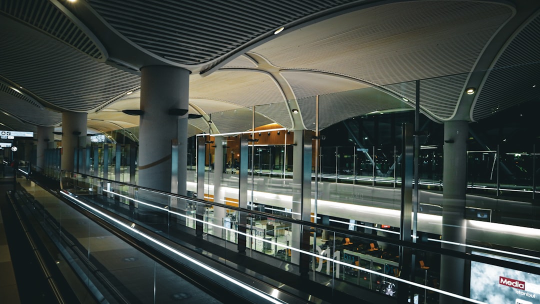 70 Flights Reveal: 5 Airport Outfits That Turn Heads