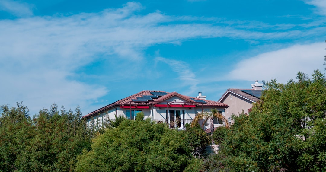 Affordable Solar Roof Air: Smart Ventilation & Energy Savings Guide