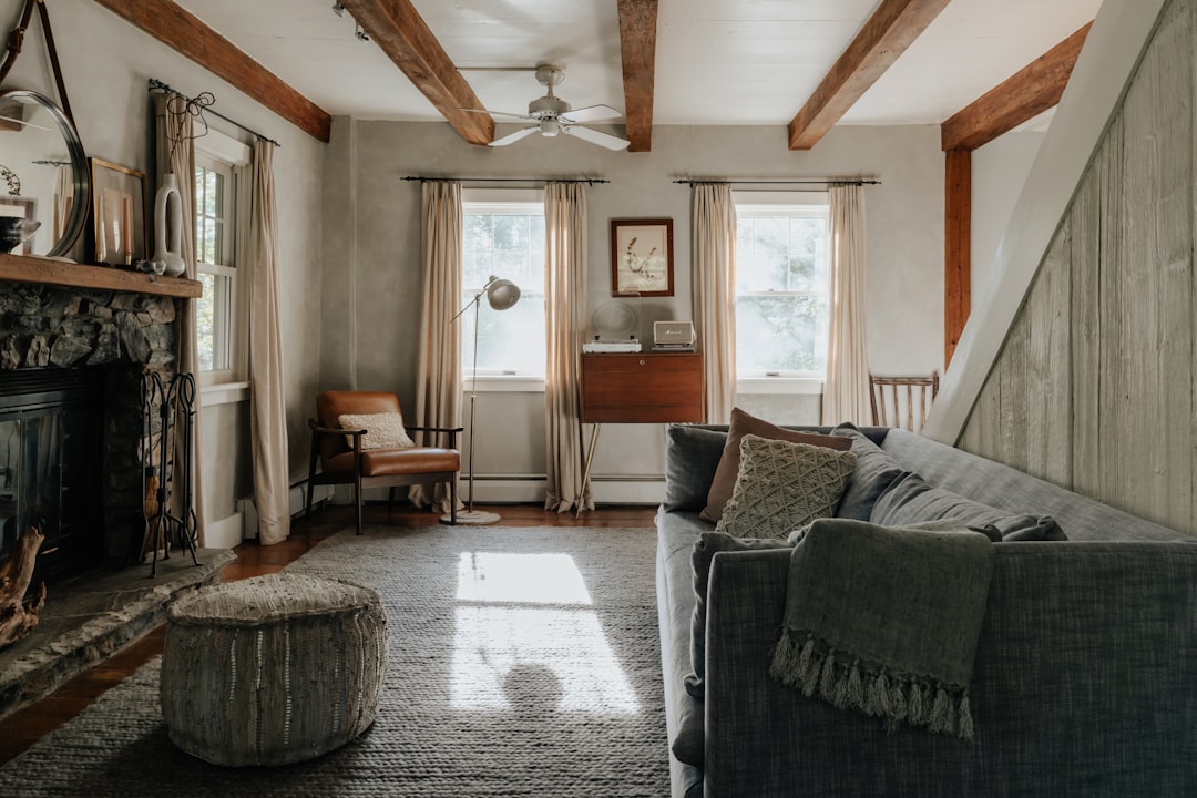 Airbnb Vacation Rentals: Smart Travel Tips & Hidden Gems