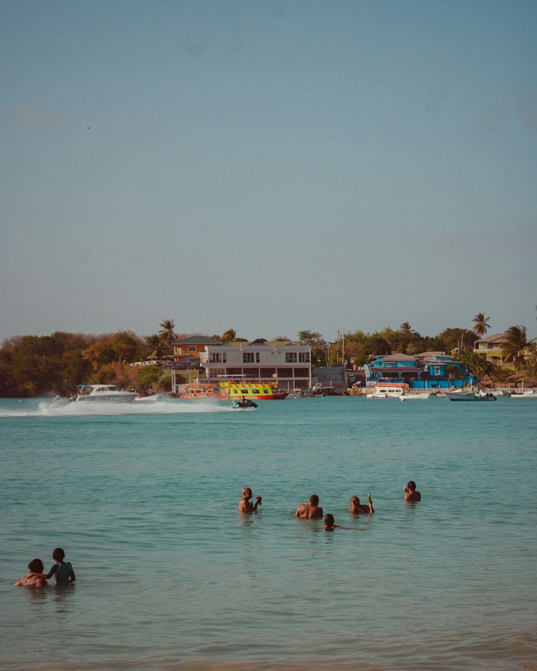 Bahamas All Inclusive Vacation Packages: Best Deals & Family Resorts