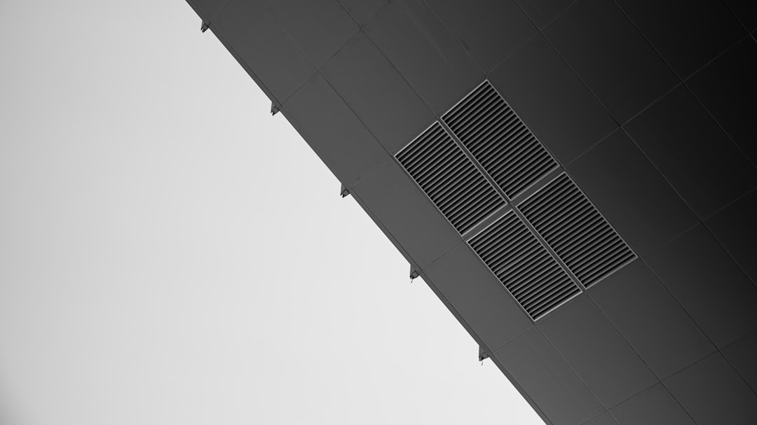 Best Solar Roof Shingles: Expert Guide to Energy Savings & Roofing