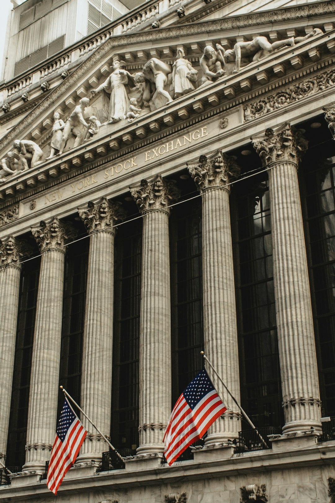 Best Travel Stocks: Why This Giant's Breakout Signals Opportunity
