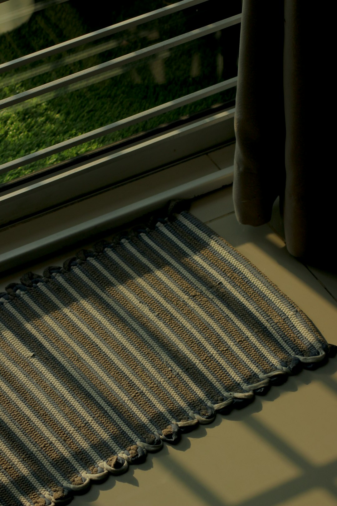 Biosolar Green Roofs: Solar Panels & Living Roofs Combined