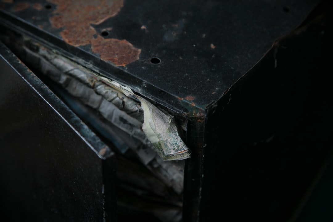 Broken Gutter Solutions: Expert Repair & Replacement Guide