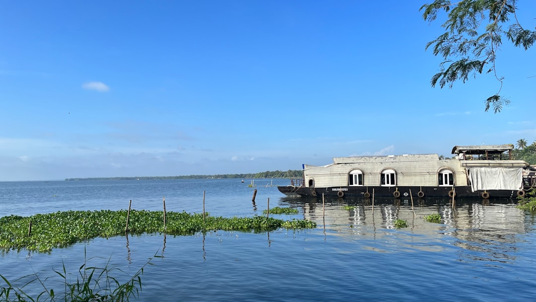 Cape Coral Vacation Homes: Waterfront Rentals Guide