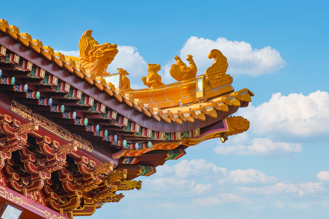 China Golden Week Travel Rush: Economic Boost & Travel Tips