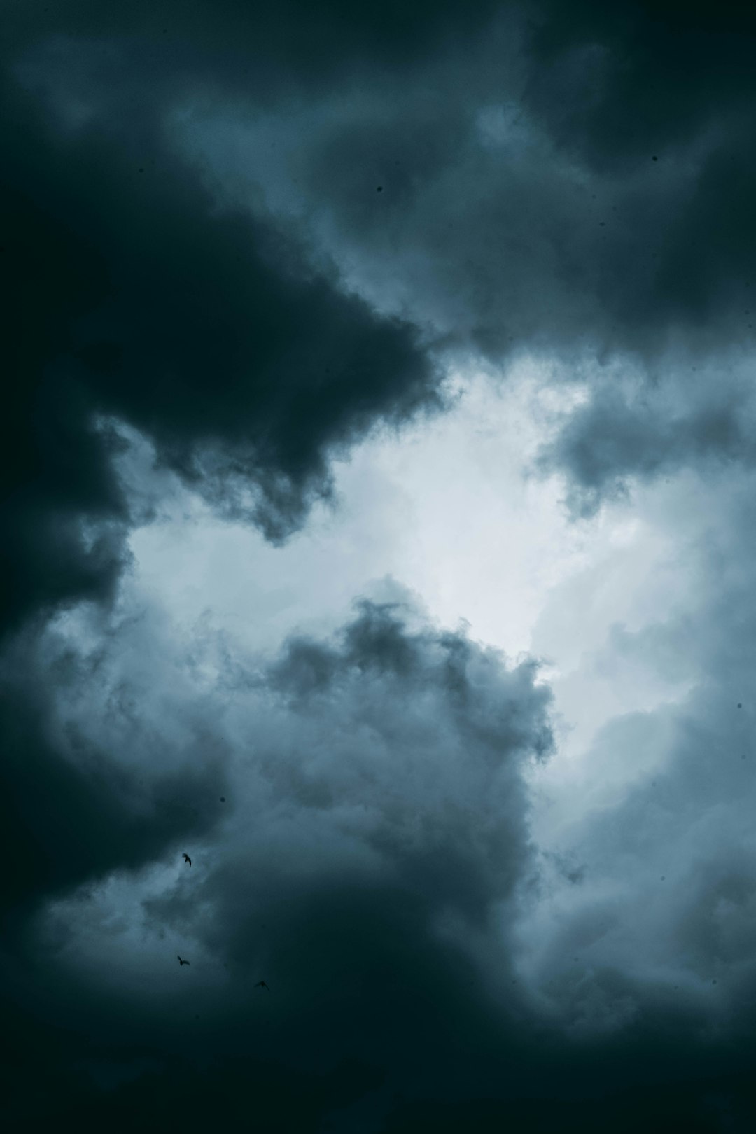 Claiming Roof Repairs on Insurance: A Contractor's Guide to Storm Damage Claims