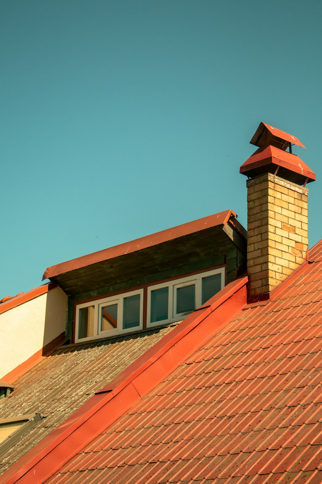 Commercial Roof Services: Expert Installation & Repair