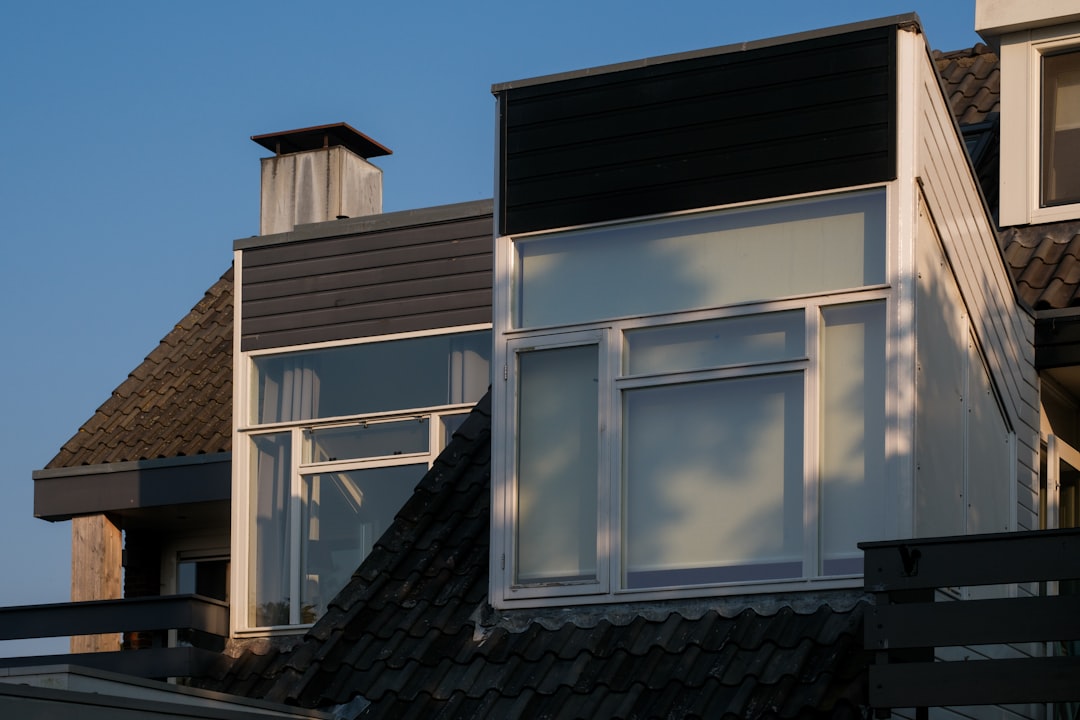 Eaves Replacement Guide: Roof Protection & Water Damage Prevention