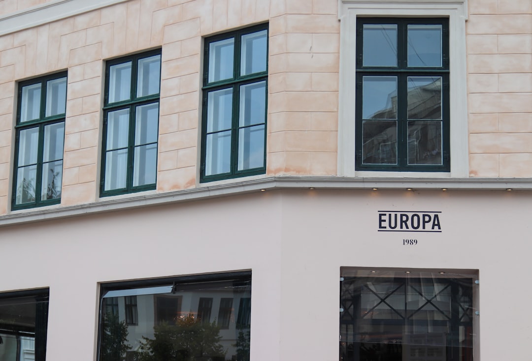 European Vacation Packages: Your Guide to Affordable Luxury & Cultural Tours