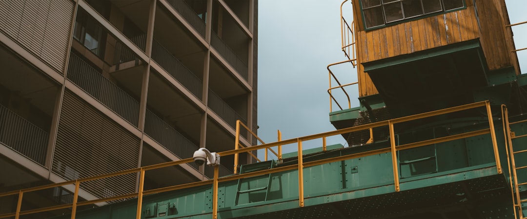 Finding a Commercial Roofing Contractor Near Me: Expert Tips & Cost Guide