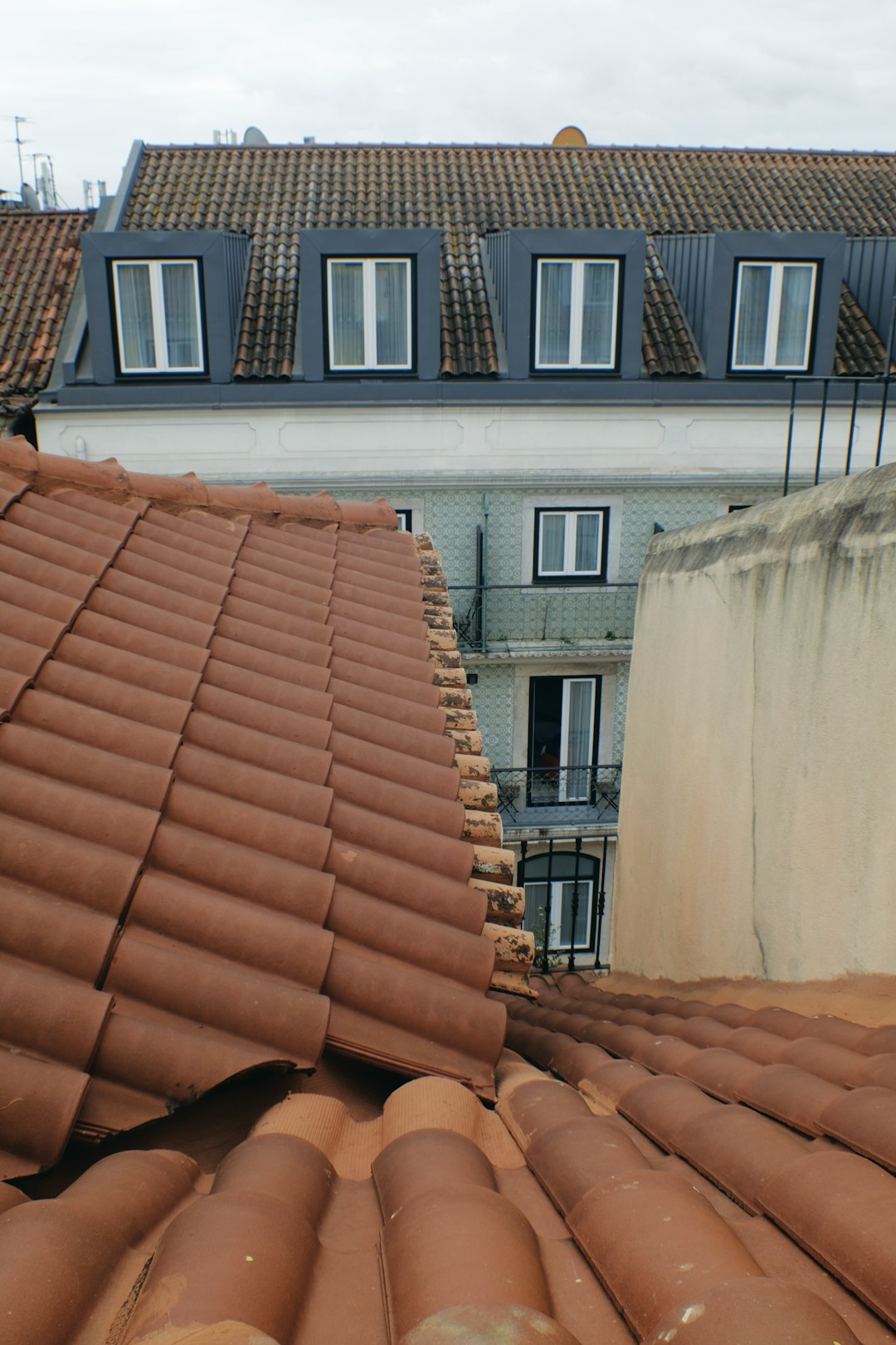 GAF Solar Fan Benefits: Energy Savings & Roof Protection