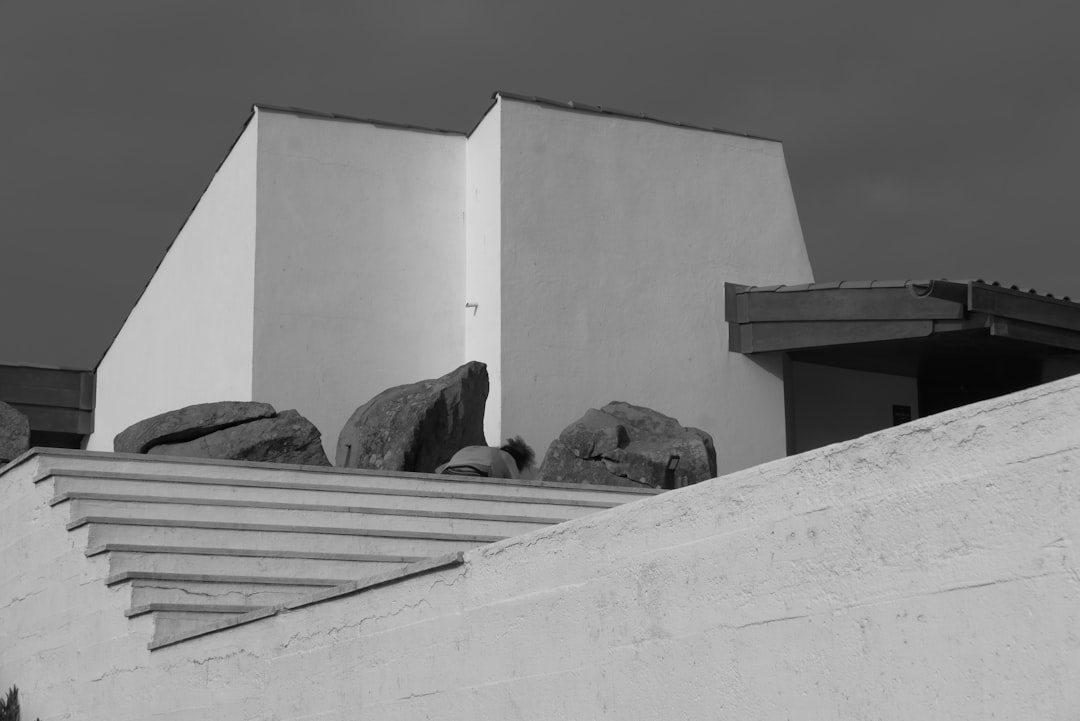 Getting Roof Replaced by Insurance: Storm Damage Claims & Contractor Tips