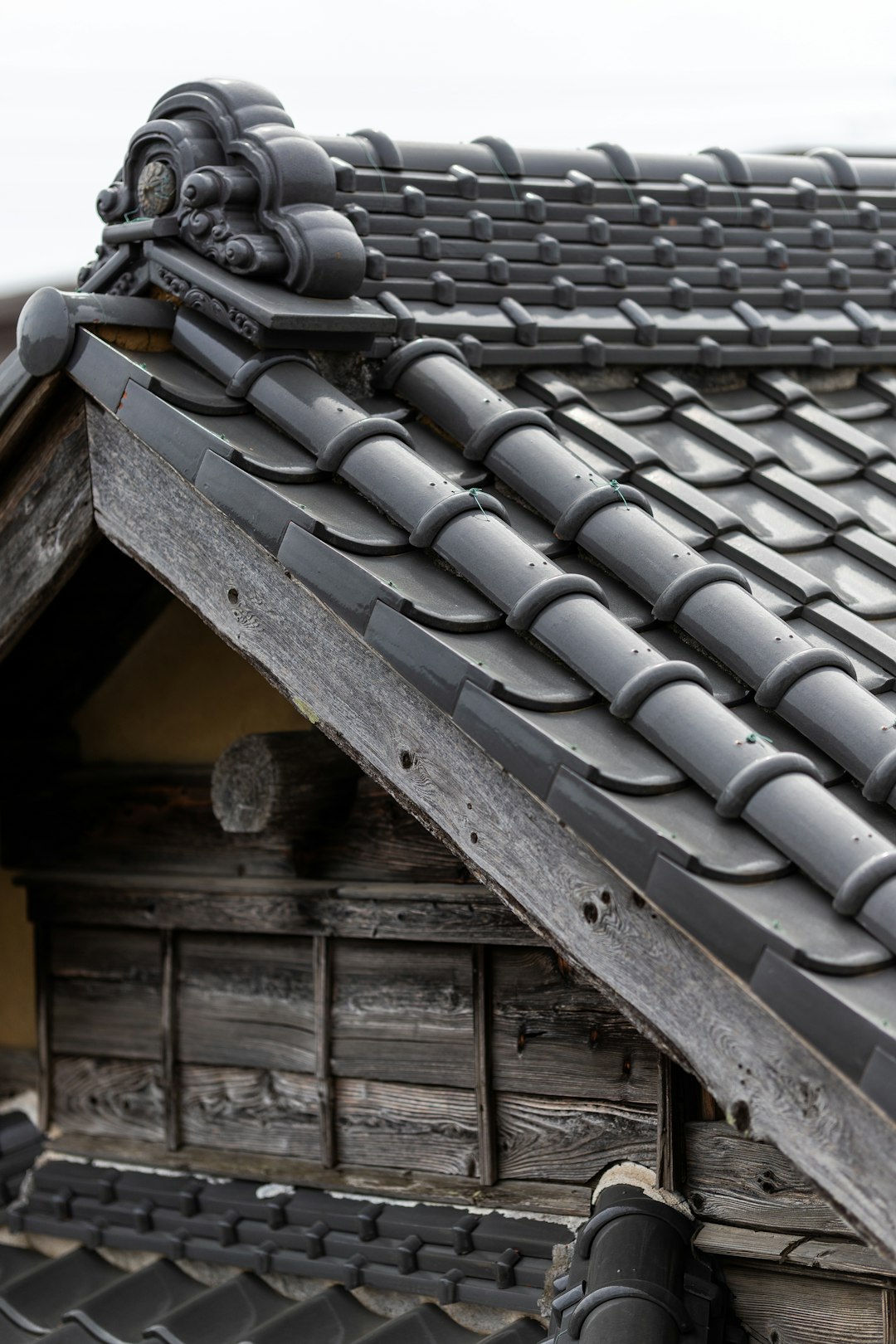 Hail Damage Roof Claim Guide: Insurance & Repair Tips