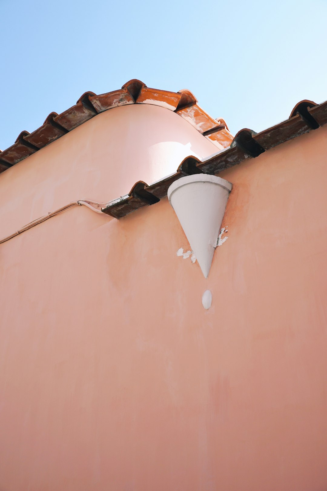 Hail Damage Roof Repair Guide: Insurance Claims & Material Selection