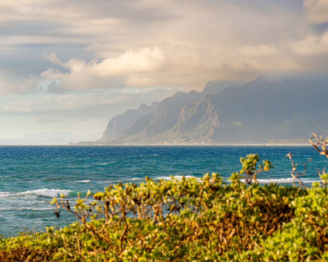 Hawaii Vacation Packages: Best Deals & Island Hopping Guide
