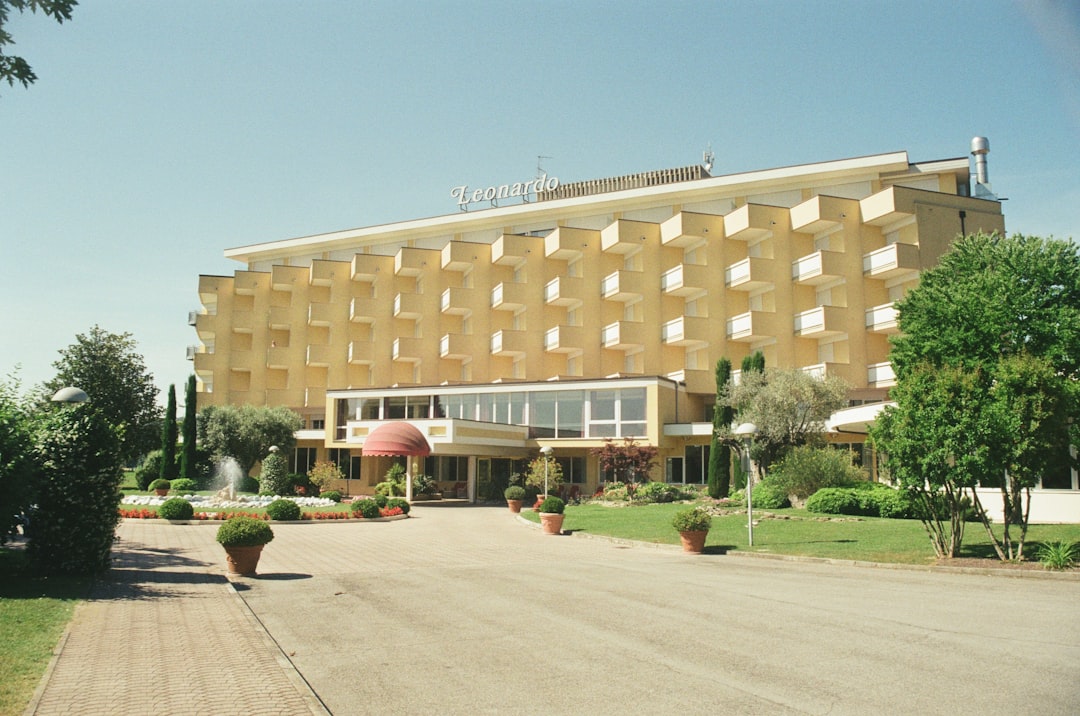 Hilton Grand Vacations Las Vegas: Luxury Timeshare Guide