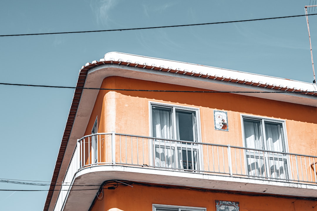 Home Equity Loan for Roof Replacement: Smart Financing & Material Choices