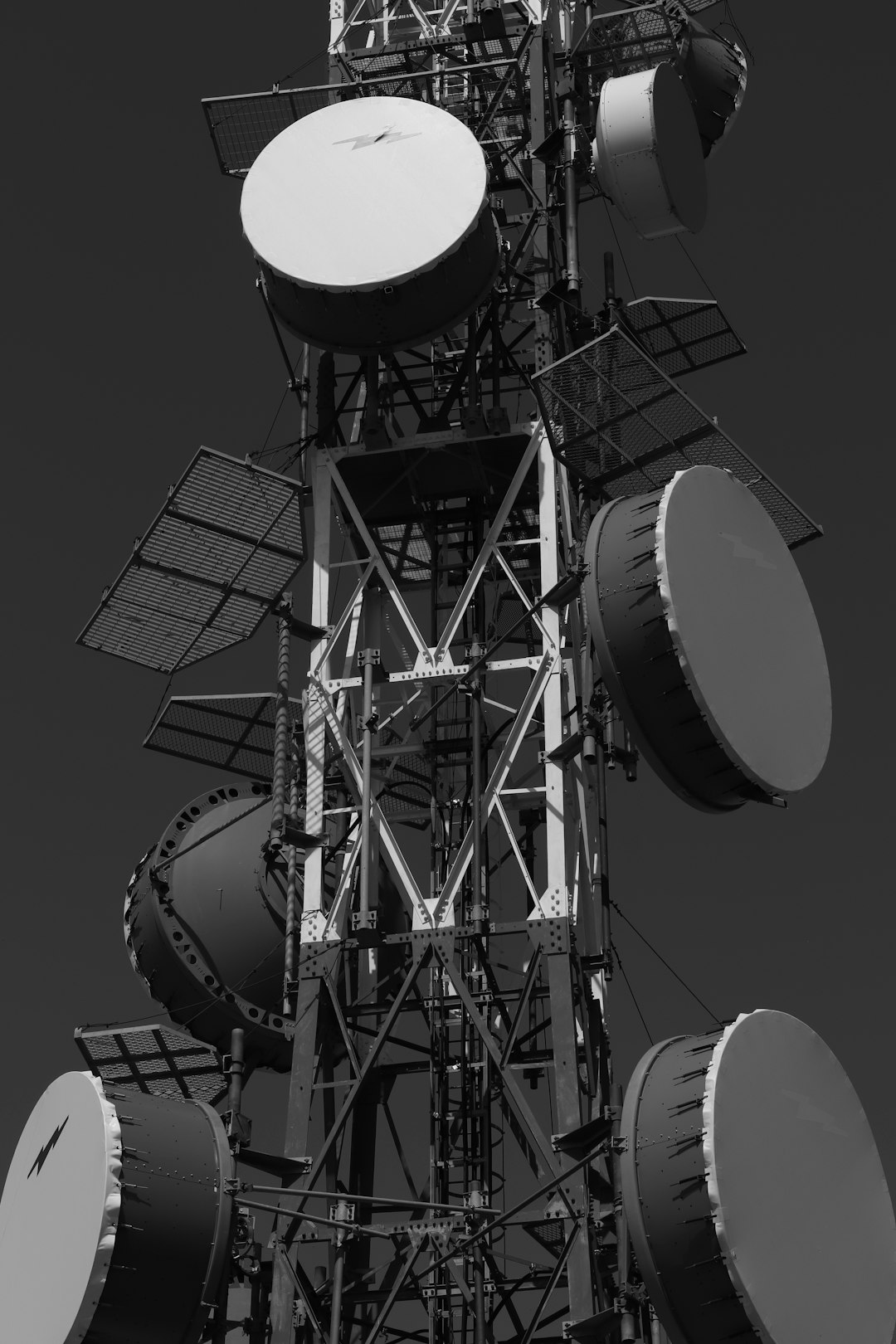 How Fast Does the ISS Travel? Speed, Orbits & Space Facts