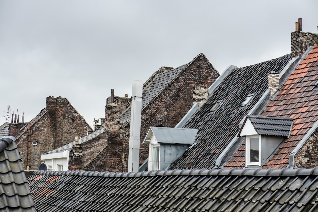 Insurance Claim Roof Contractors: Storm Damage Experts