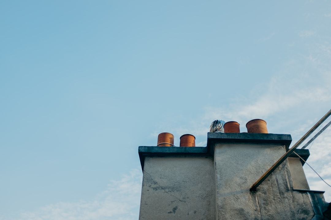Leak Around Chimney Repair: Expert Roofing Solutions & Costs
