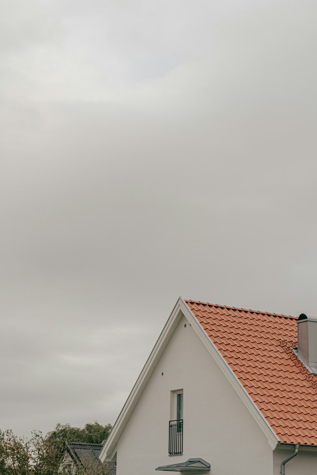 Nationwide Roof Coverage Explained: Insurance Claims & Storm Damage