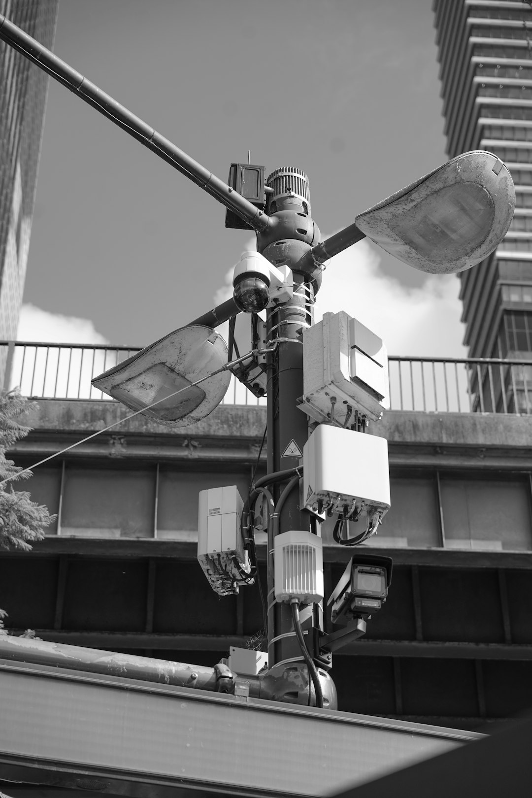 Orleans Intersection Chaos: What Really Happened?