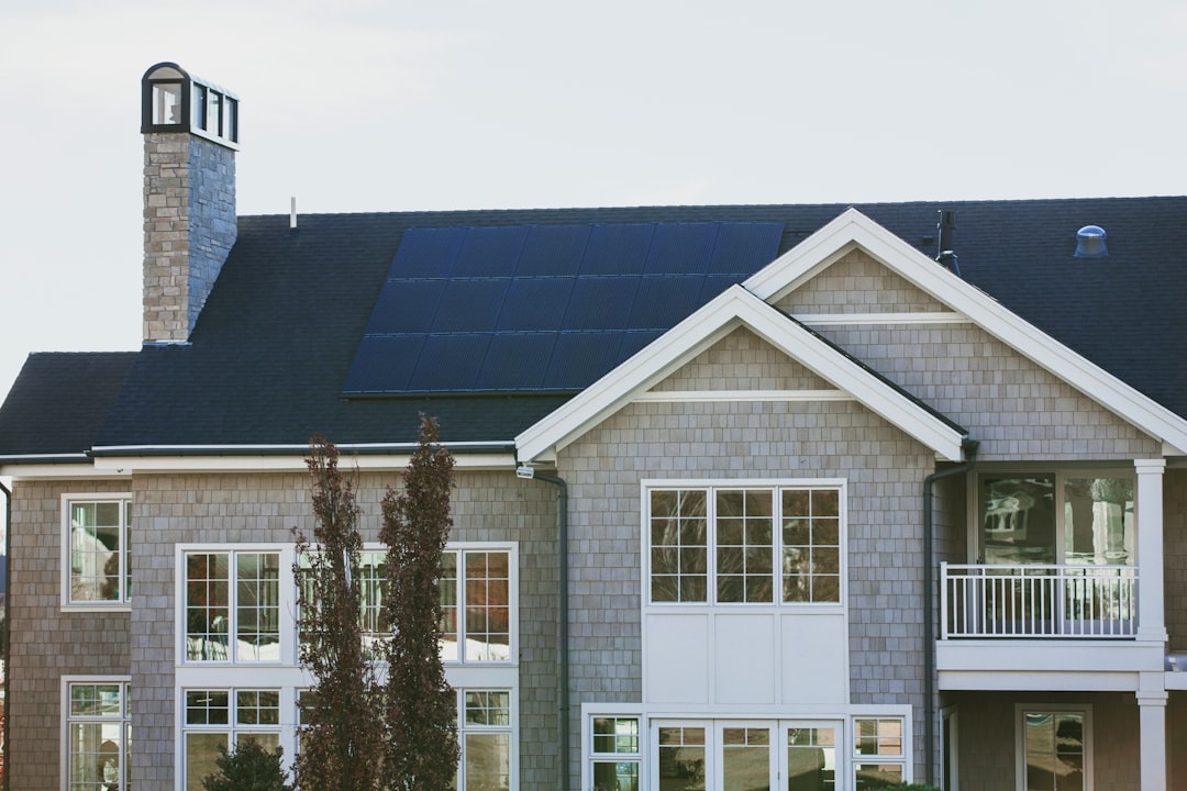 Photovoltaic Shingles Guide: Solar Roofing & Energy Savings Explained