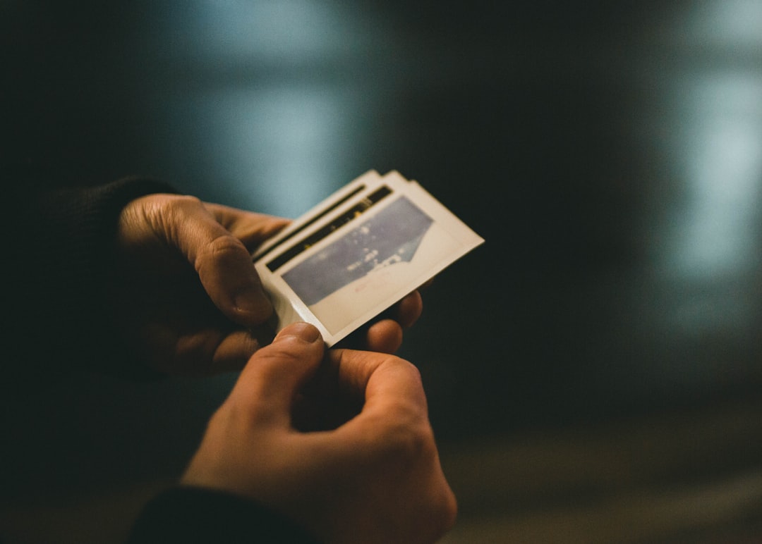 Premium Travel Credit Cards Over $500: What to Know Before Applying