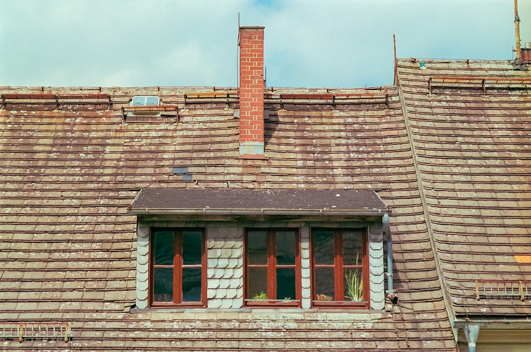 Roof Capping Repair Guide: Expert Tips for Ridge Cap Maintenance