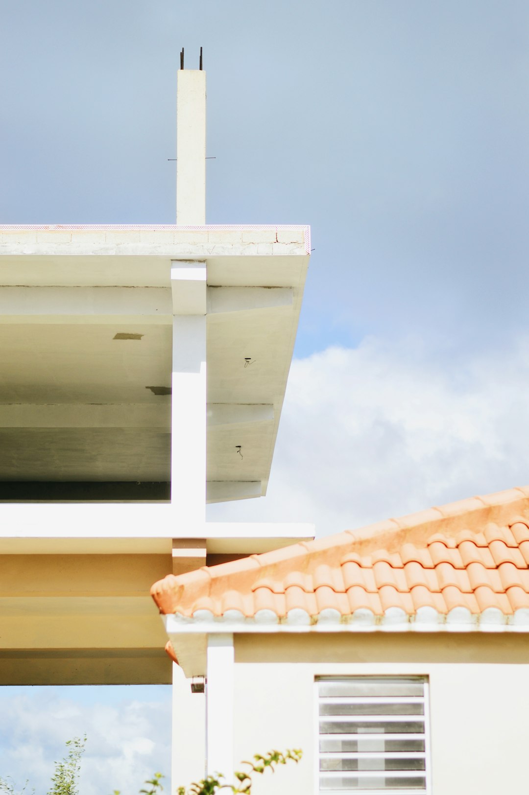 Roof Repair Insurance Guide: Claims & Coverage