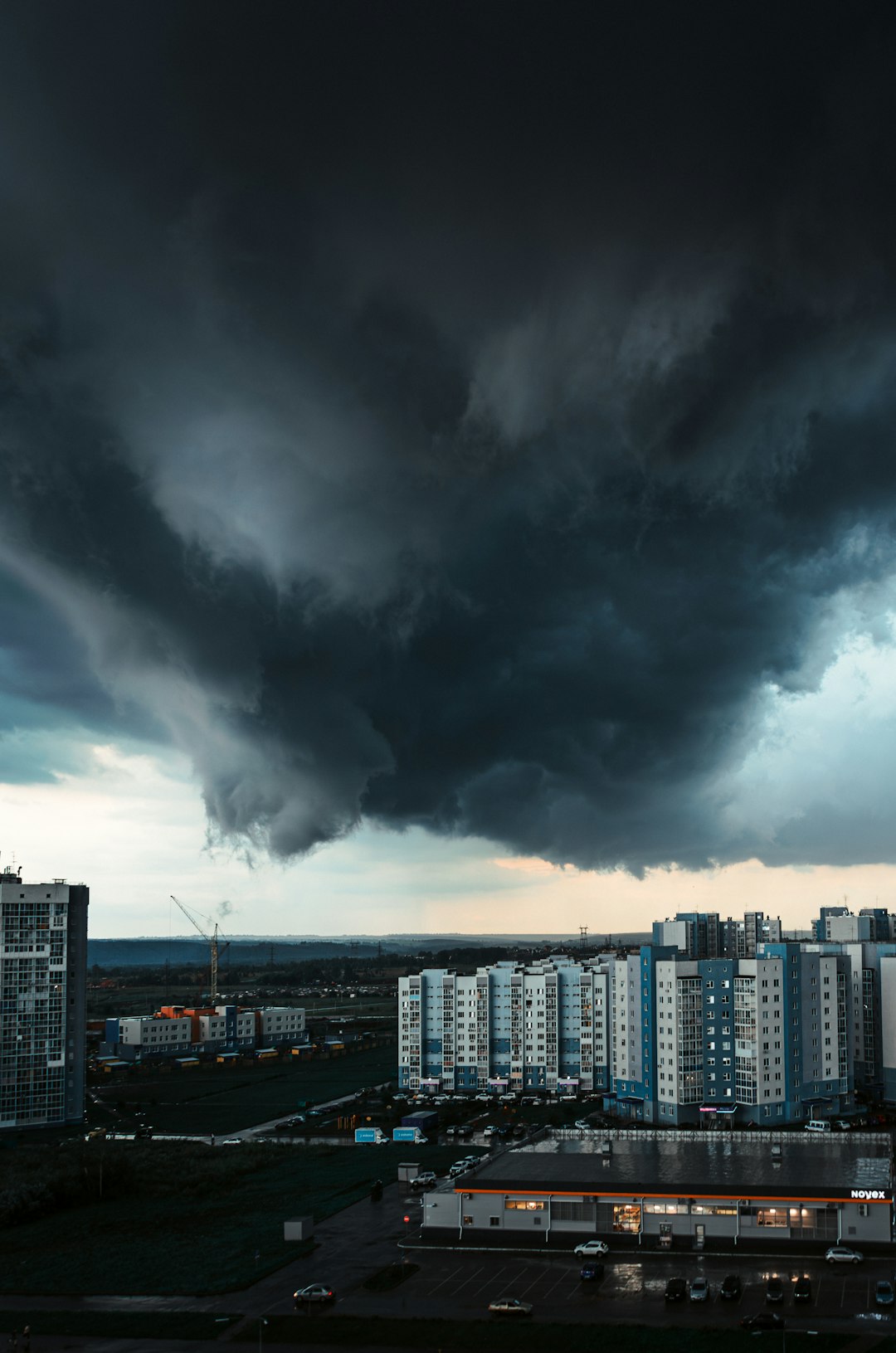 Roofing Claims Adjuster Guide: Insurance Secrets & Storm Damage