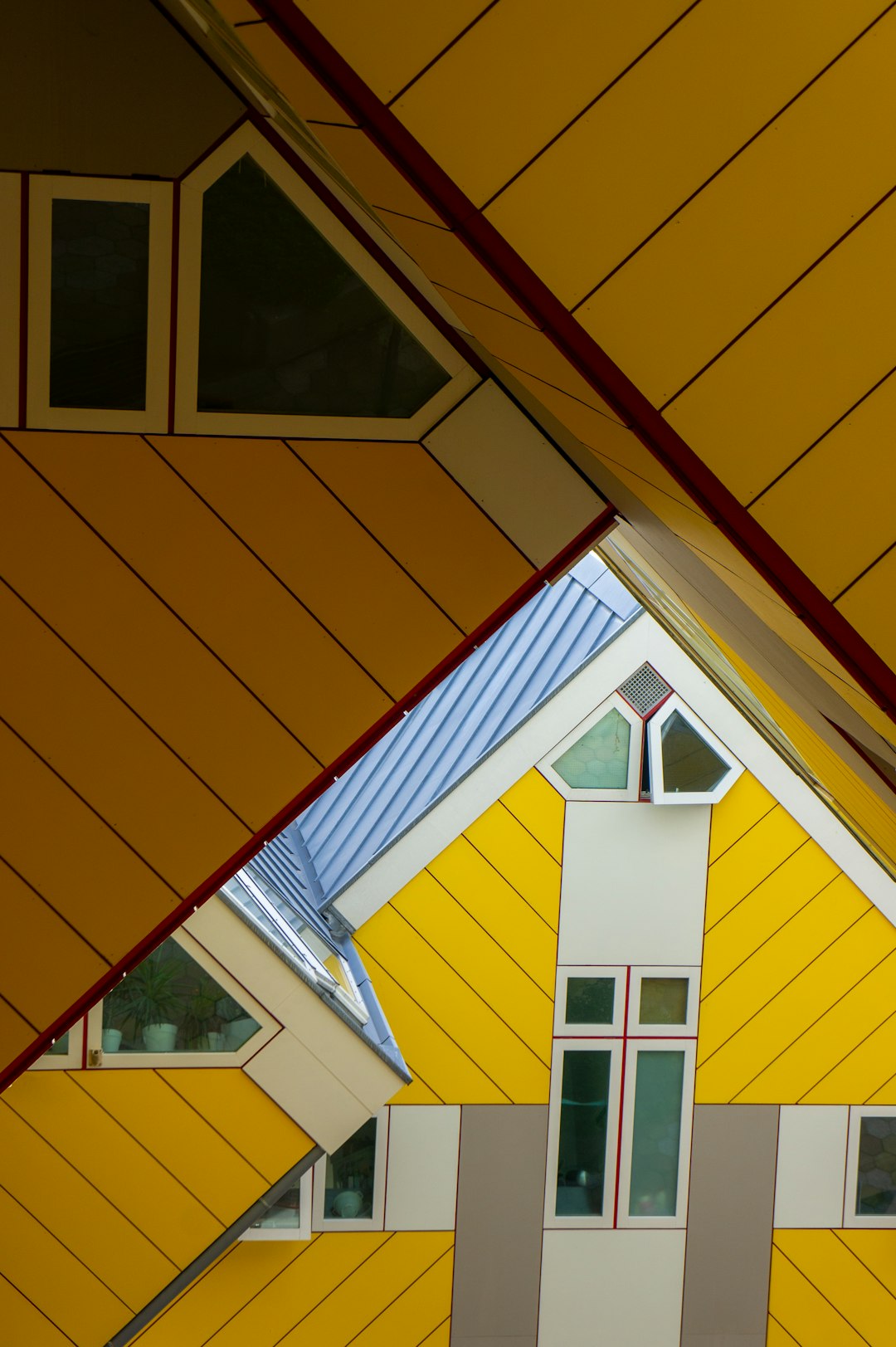 Roofing Companies Near Me That Do Financing: Find Trusted Roofers & Payment Plans