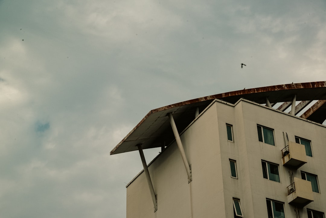 Roofing Company Pays Deductible: Insurance Claims & Storm Damage Solutions