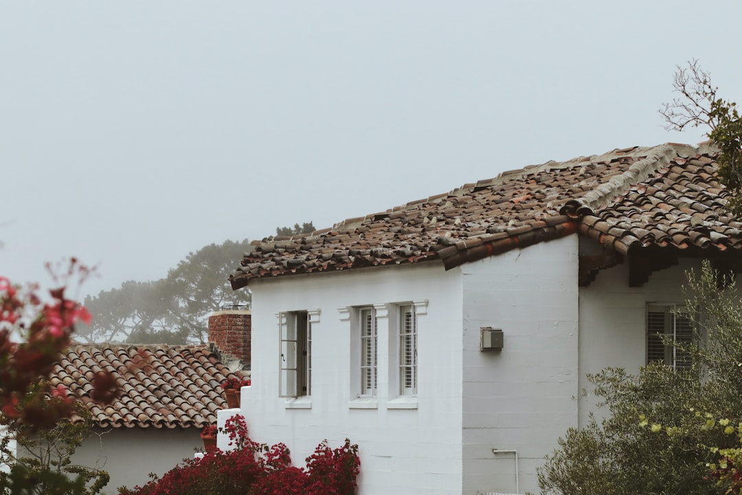 Roofing Company Pays Deductible: Insurance Claims & Storm Damage