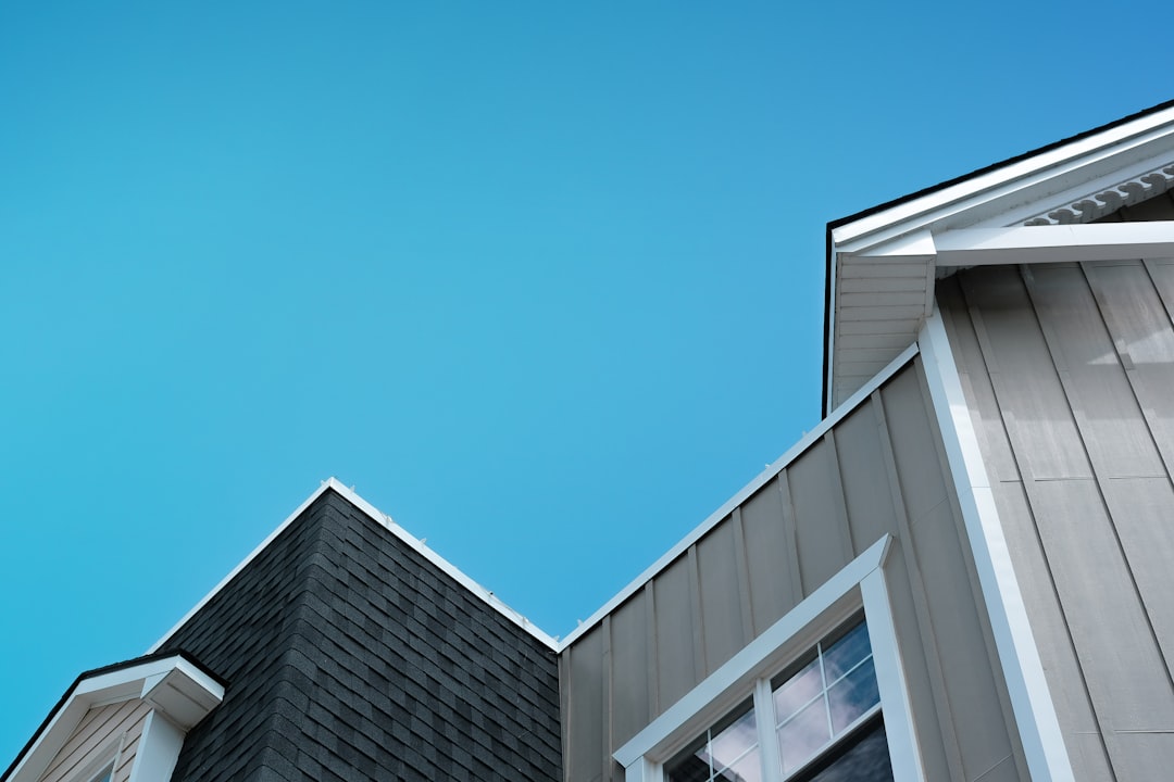 Roofing Contractors with Financing: Expert Guide & Solutions