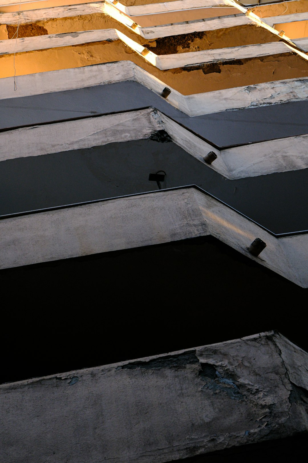 Solar Corrugated Roof Guide: Energy Savings & Durability