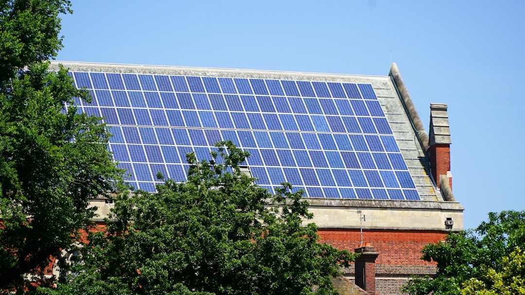 Solar Panels No South Facing Roof? Solutions for Roof Pitch & Energy Efficiency