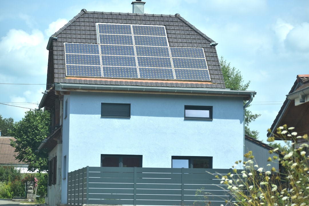Solar Panels on Felt Roof: Installation Guide & Cost Analysis for Homeowners