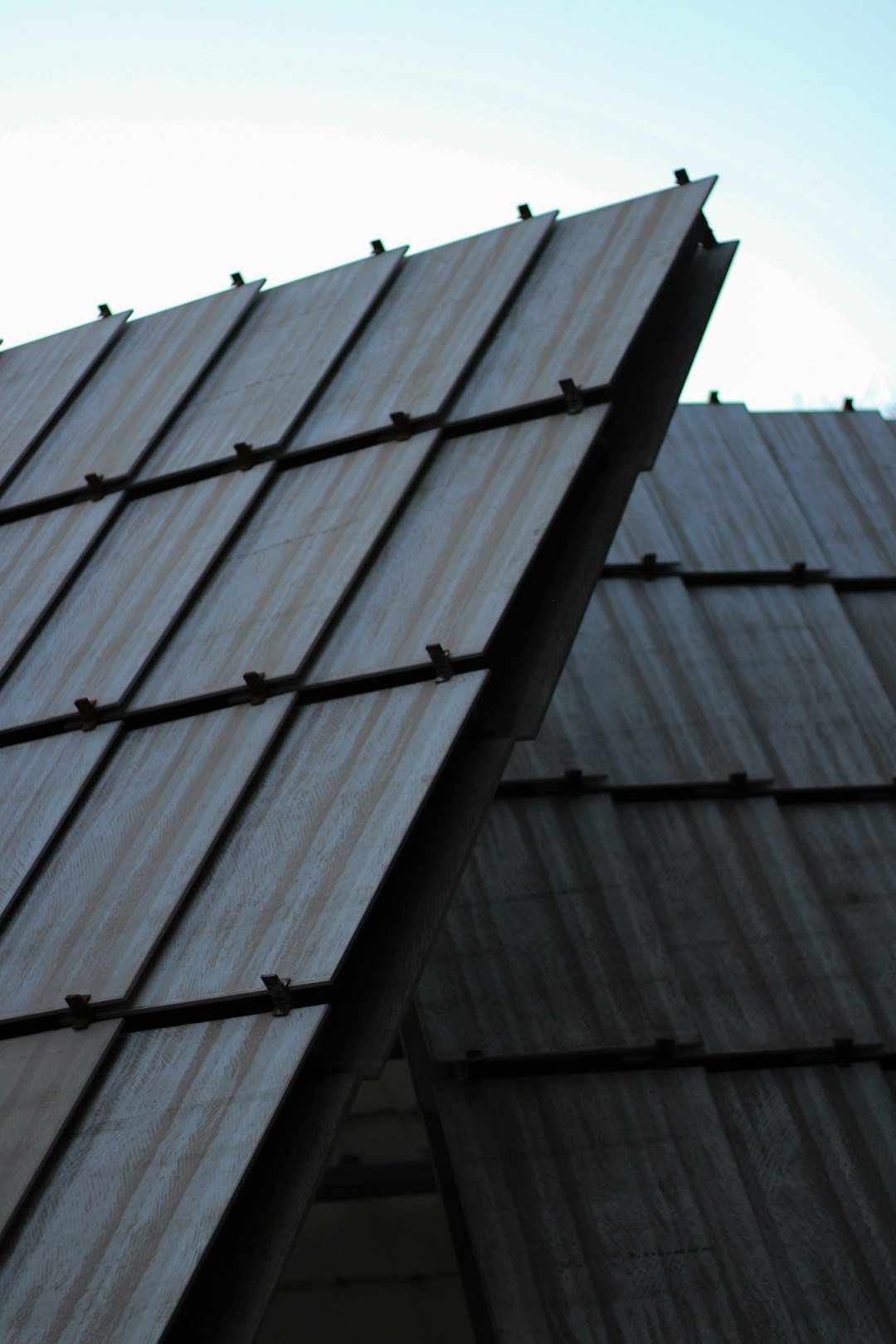 Solar Terracotta Roof Tiles: Ultimate Guide for Homeowners & Energy Savings