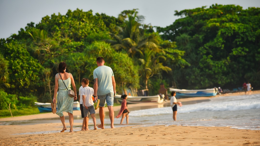 Thomas Beach Vacations: Ultimate Guide & Family Fun