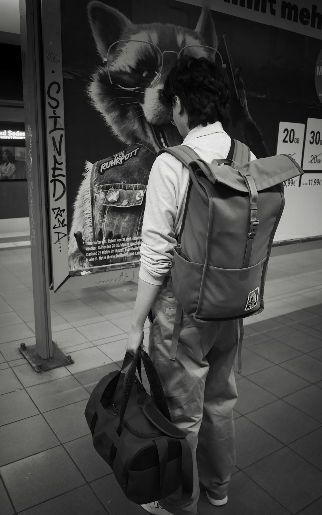 Travel Dysmorphia: Americans Struggle with Social Media Pressure
