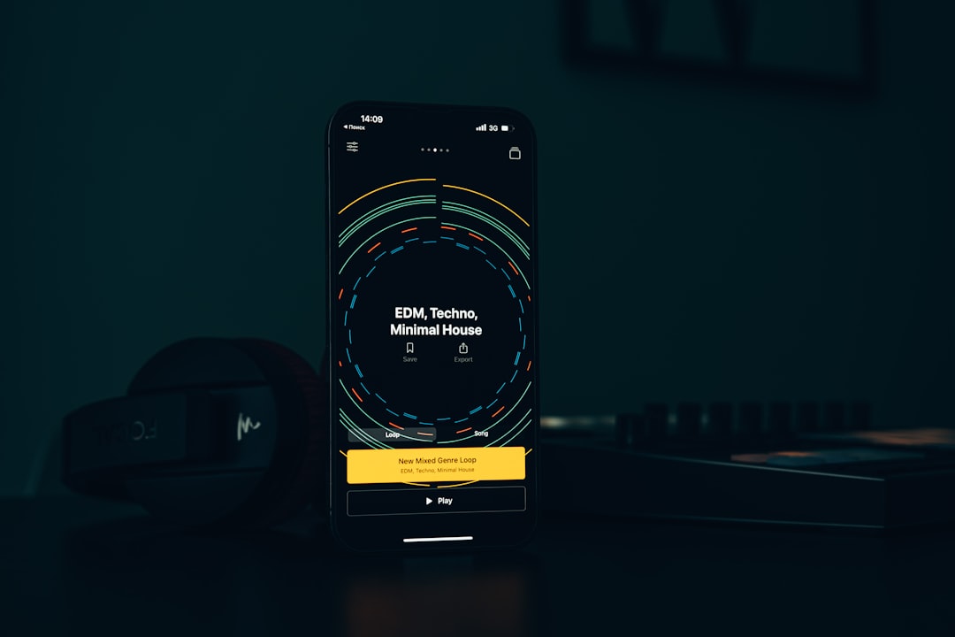 Travel Now, Talk Later: Why Disconnecting Improves Your Journey