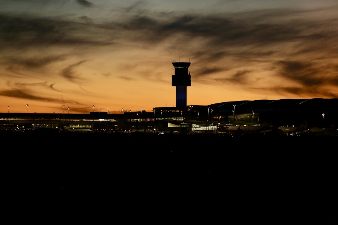 US Airport Chaos: Government Shutdown Travel Nightmare