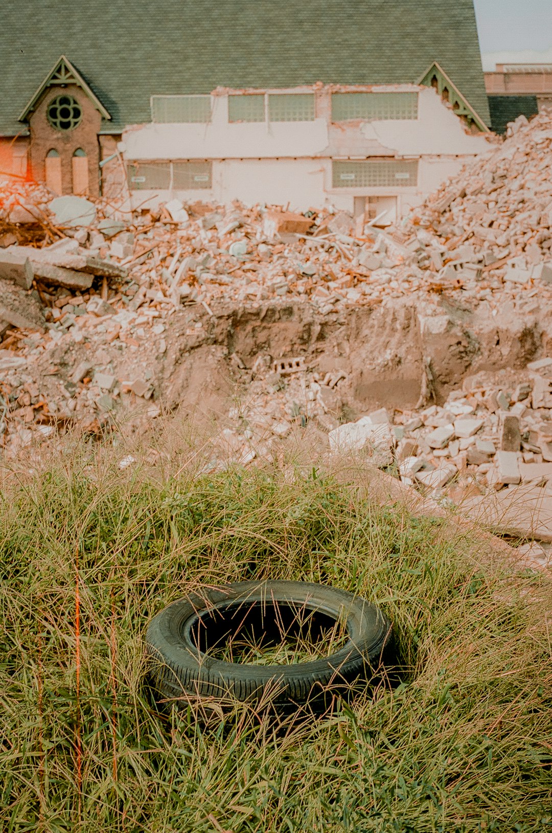 US Warns: Landmines Make This Country Deadly for Travel