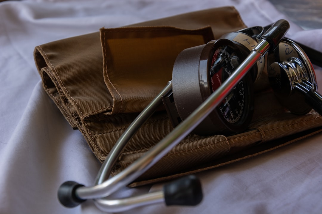 What Is a Travel Nurse: Career Guide & Benefits